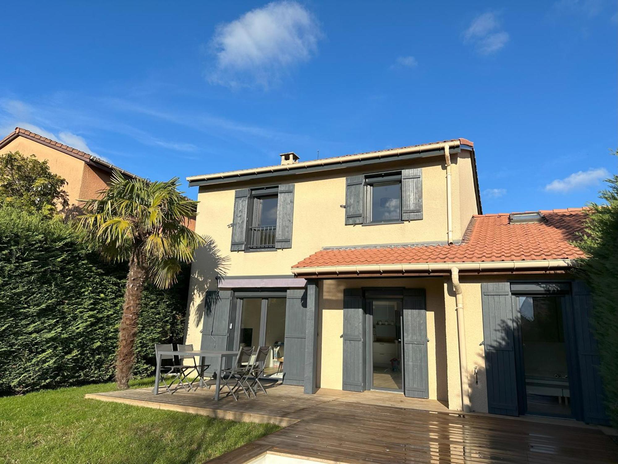 Sunny House - Villa 4 Chambres - Saint Genis Les Ollieres Buitenkant foto