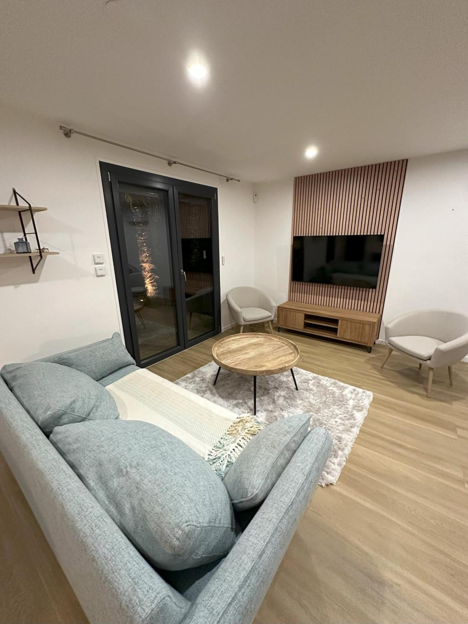 Sunny House - Villa 4 Chambres - Saint Genis Les Ollieres Buitenkant foto
