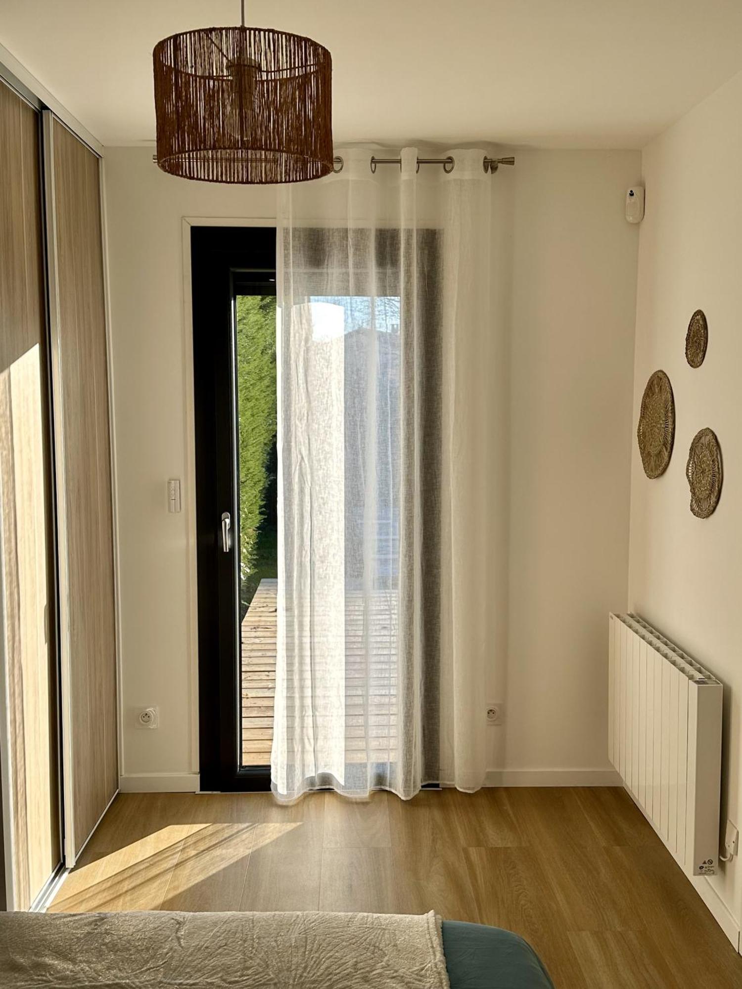 Sunny House - Villa 4 Chambres - Saint Genis Les Ollieres Buitenkant foto